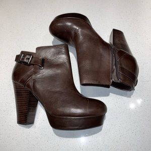 Gianni Bini Brown Platform Booties